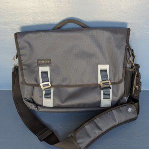 Timbuk2 Command Messenger Bag (Dark Blue W. Black Detail) - Like New